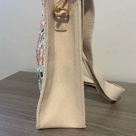 Sol and Mer Beaded Citrus Oranges Tote Bag with Bamboo Handles - Picture 6 of 8